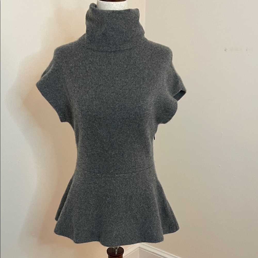 Ralph Lauren 100% Cashmere Gray Turtleneck Peplum Sweater Top Small - Picture 2 of 10